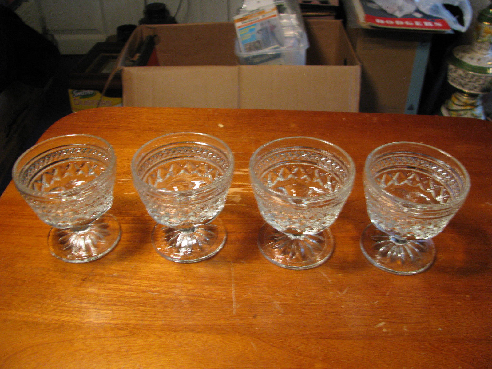 Set of 4 Vintage Diamond Pattern Clear Glass Sherbet Glasses